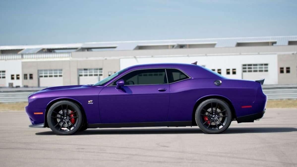 Dodge Challenger, Charger V8 muscle cars to end in US next year 2023