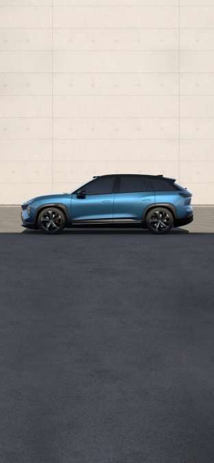 Blue NIO EL7