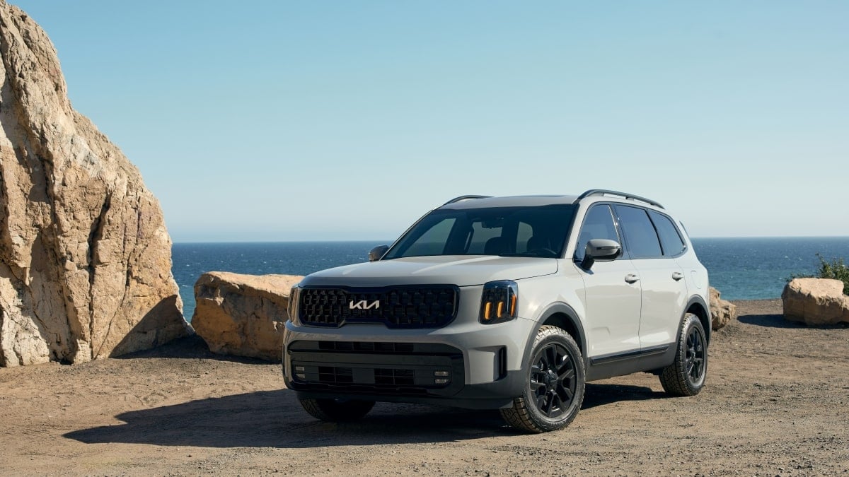 Kia Telluride is one of the most reliable, V-6-powered SUVs you can still buy new