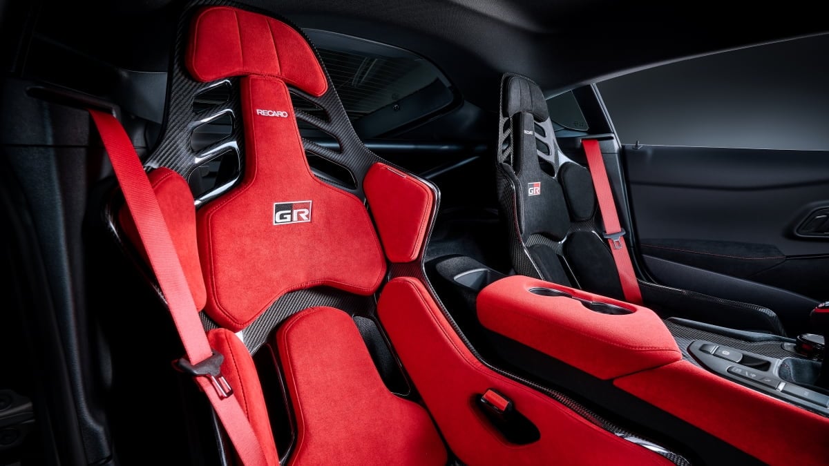 2025 Toyota GR Supra A90 Final Edition: special new interior with mroe carbon fiber and lots of red Alcantara