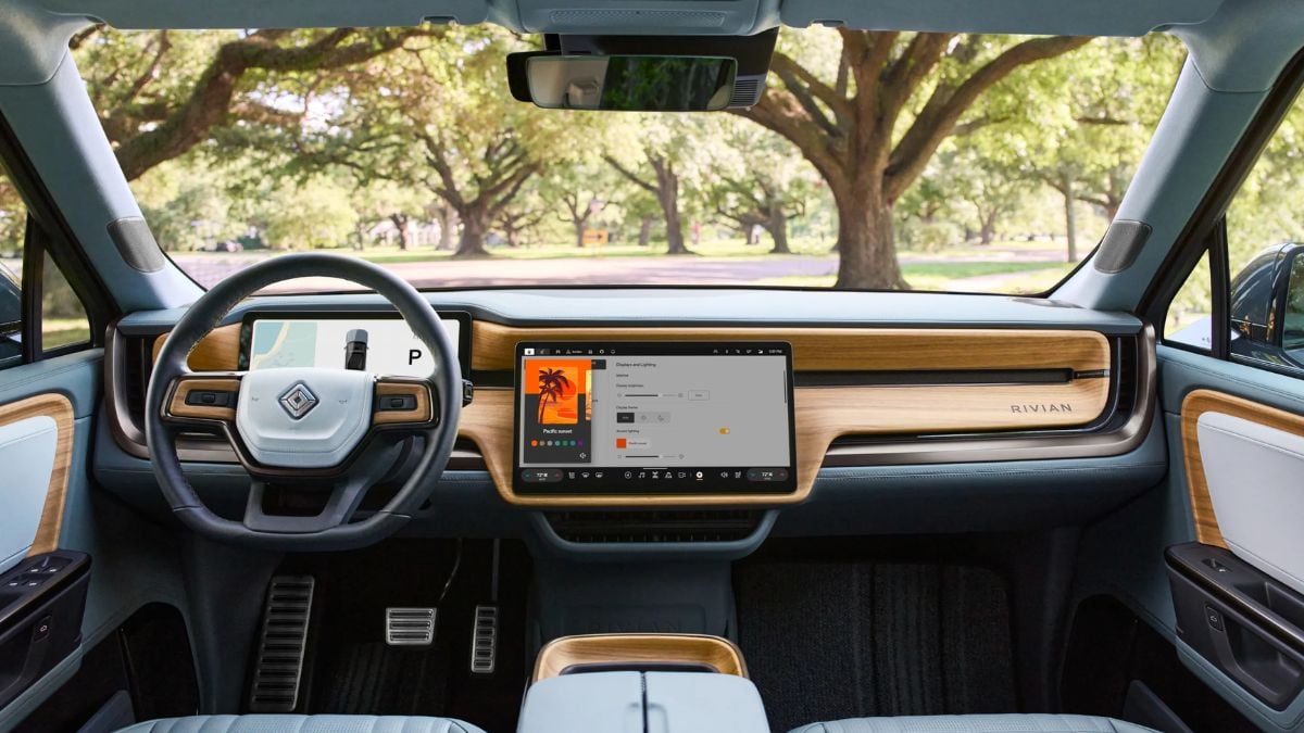 Rivian R1S Interior
