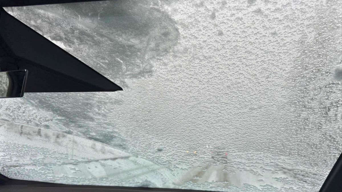 Tesla Cybertruck’s Giant “Giga Wiper” Blows Up Into Pieces While Driving in the Middle of a Snowstorm. Owner Forced into Dangerous Driving Situation With Barely Any Visibility Out the Windshield