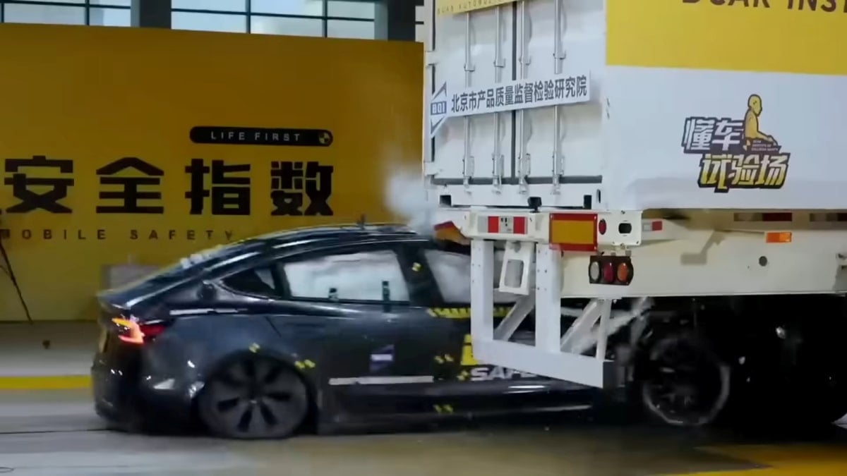 Tesla Model 3 is safer than a large SUV, as proven in this most extreme crash test