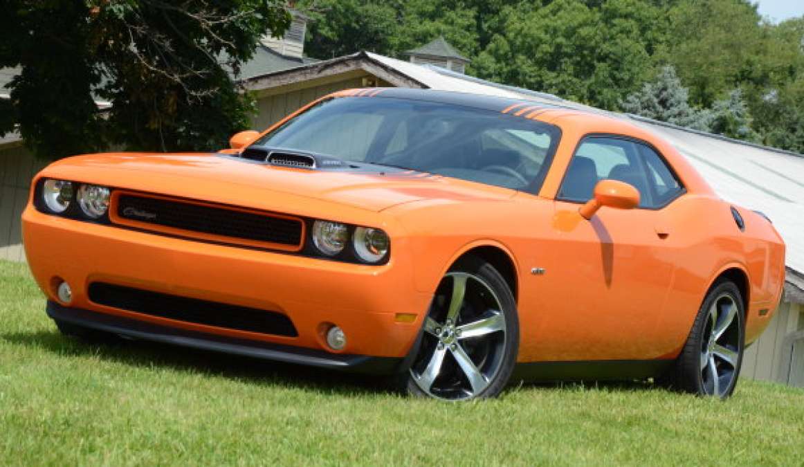 A Review of the 2014 Dodge Challenger Shaker: The Coolest Special