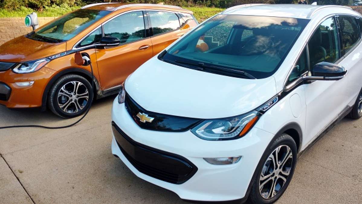 2017 chevy deals bolt ev review