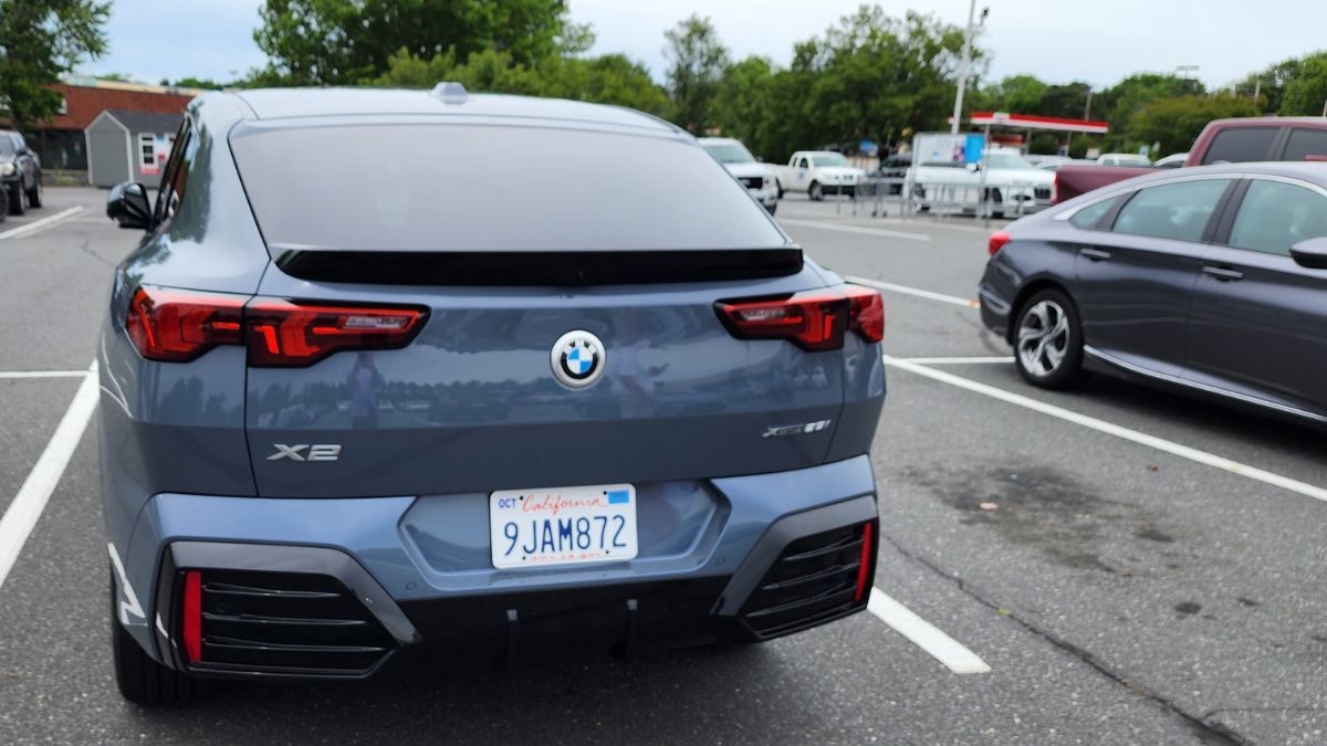 2024 BMW X2 28i