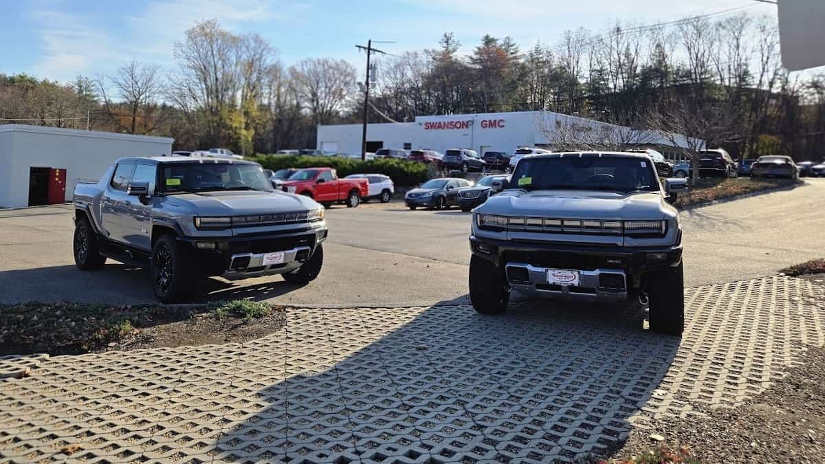 Image of GMC Hummer EV pickup by John Goreham