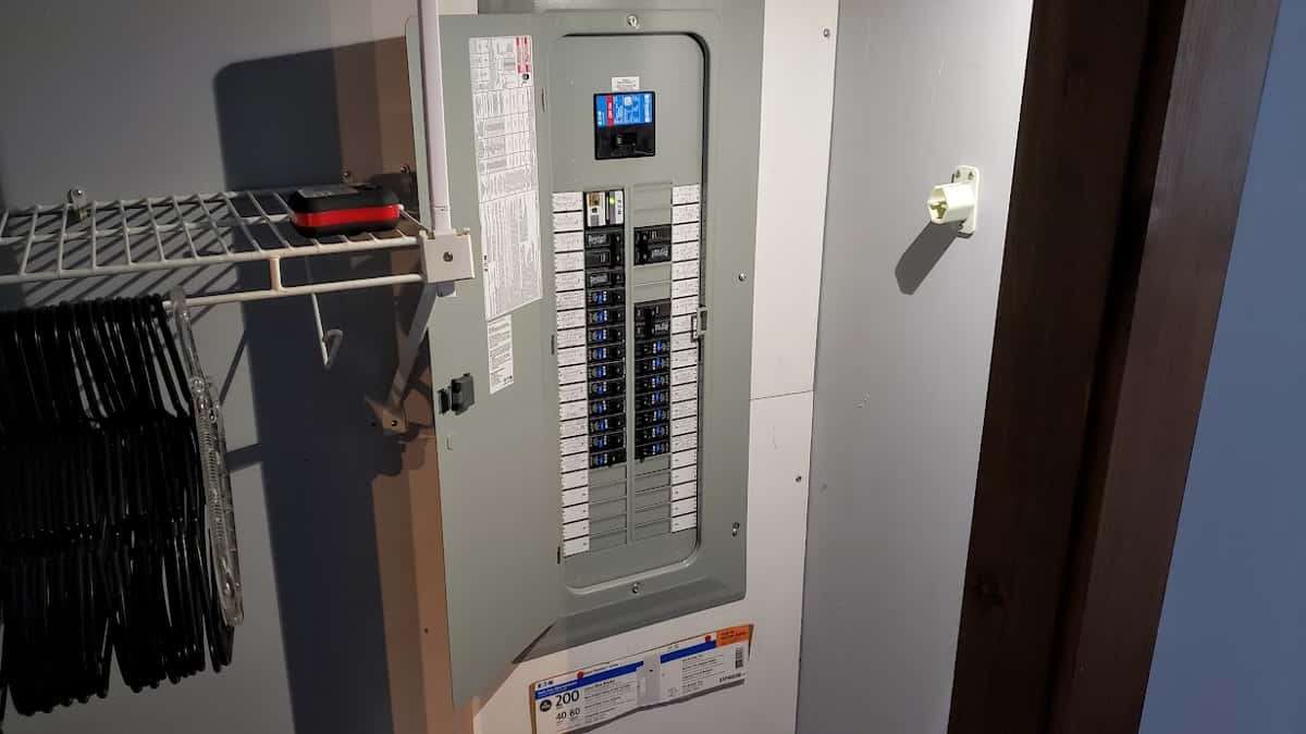 Electric panel on sale upgrade cost