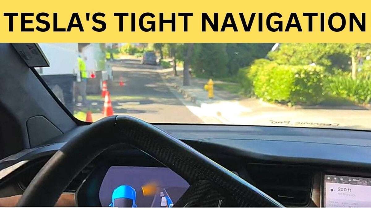 Tesla FSD Navigates In a Tight Road
