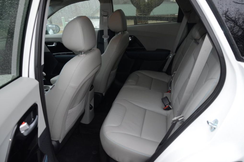 niro rear seats