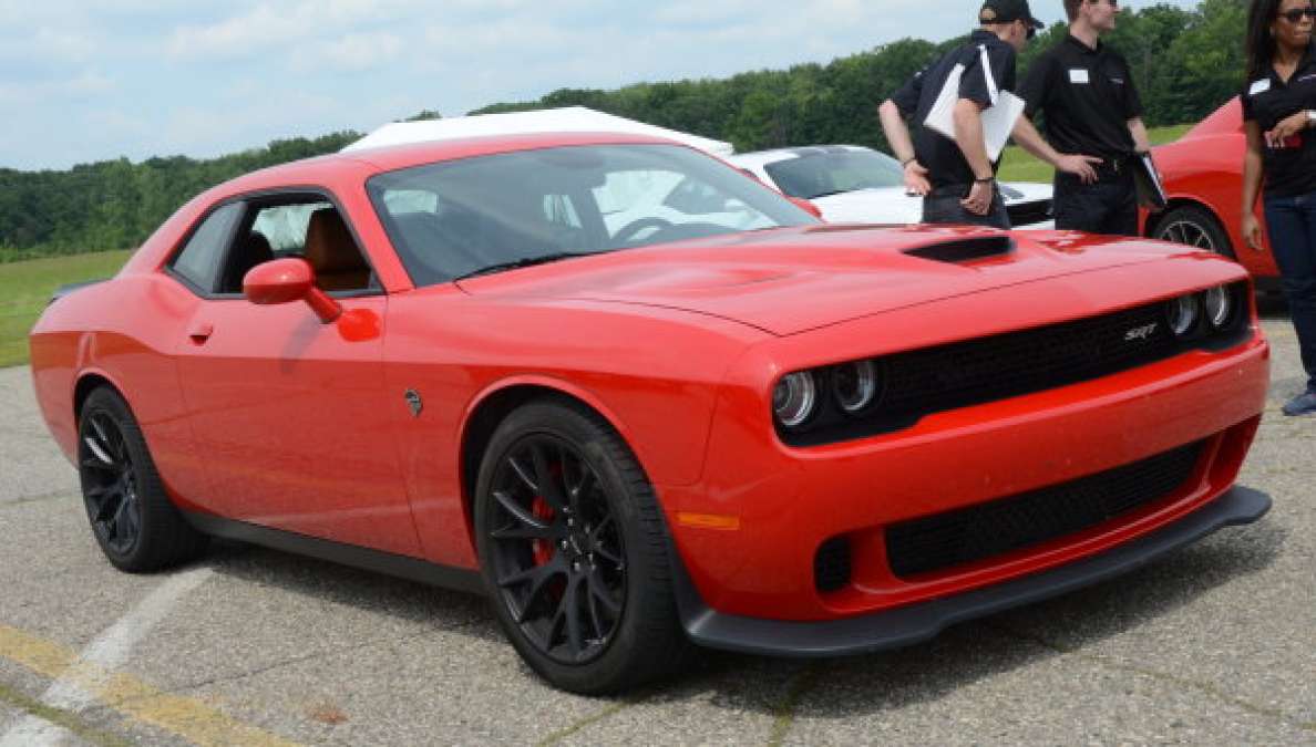 2016 dodge charger hellcat price