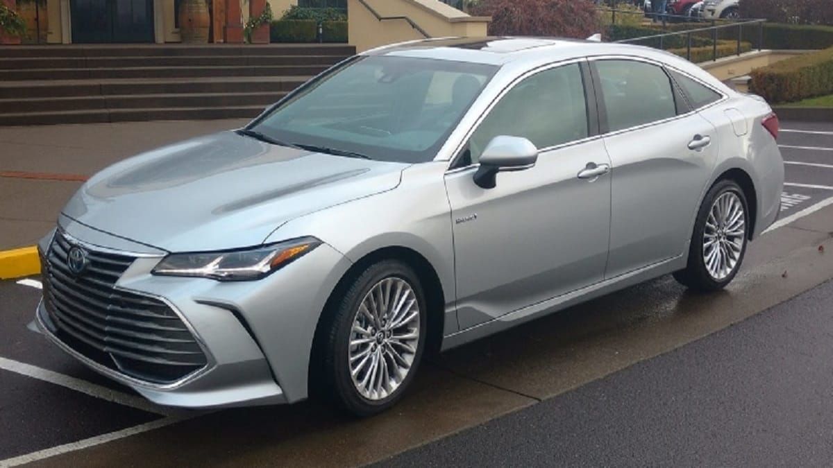 2019 toyota deals avalon hybrid