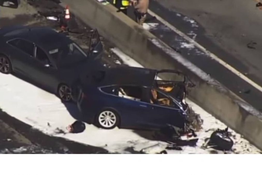 Tesla car was on autopilot prior to fatal crash in California, company says  - ABC News