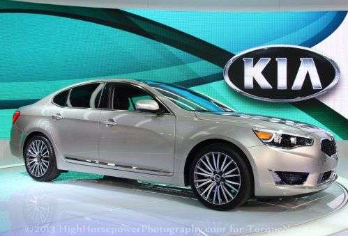 The new Kia Cadenza on stage