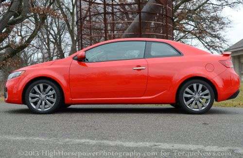 The side profile of the 2013 Kia Forte Koup SX