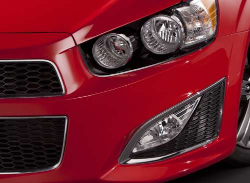 2013 Chevrolet Sonic RS front fascia