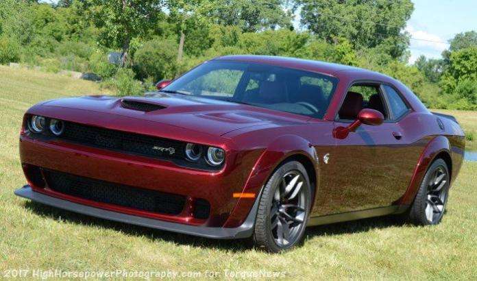 The 2018 Dodge Challenger SRT Hellcat Widebody Runs Stock 10.90s ...