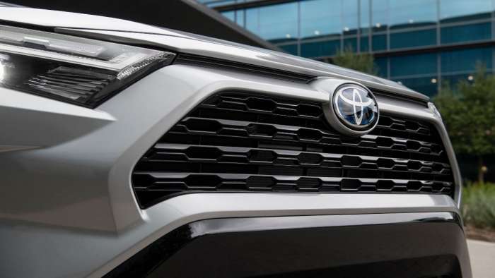What Real MPG Are Toyota RAV4 Hybrid Owners Getting Out Of Their Cars