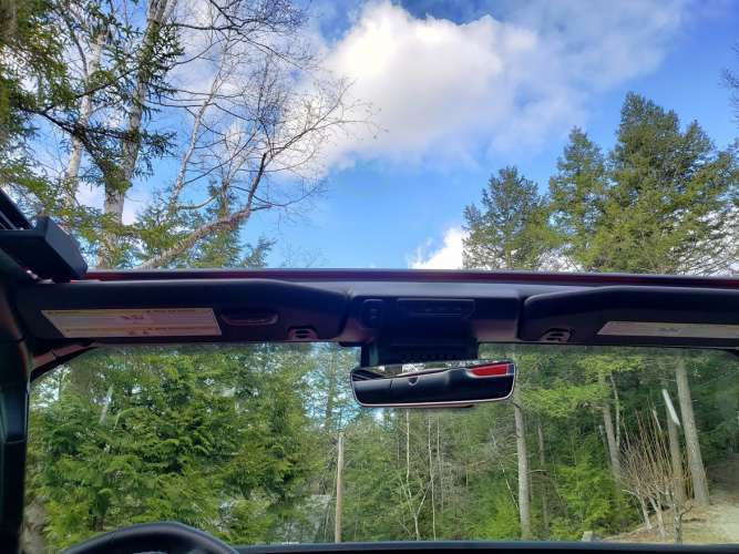 Jeep's Sky One-Touch Power-Top Roof Is The Ideal Convertible Design | Torque News