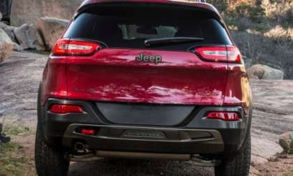 The rear end of the 2014 Jeep Cherokee Trailhawk 