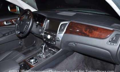 The dash area of the 2012 Hyundai Equus Signature