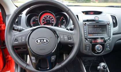 The dash of the 2013 Kia Forte Koup SX