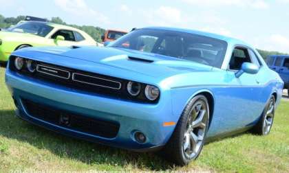 2015 dodge challenger sxt