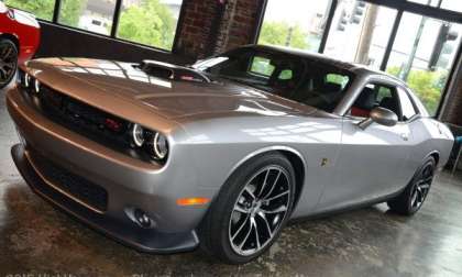 Dodge Challenger scat pack shaker