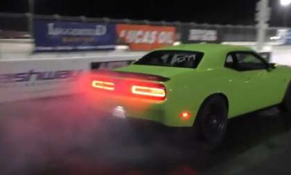 Dodge Hellcat Challenger burnout SS