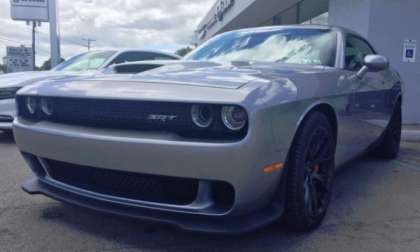 Dodge Challenger Hellcat in Silver