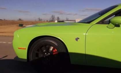 hellcat challenger races z06