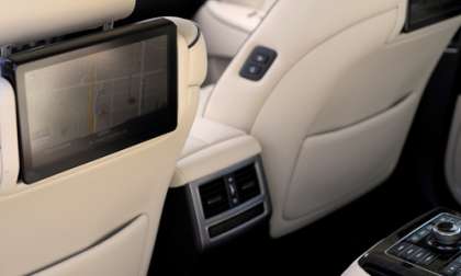 Hyundai Equus Ward's Top Interior