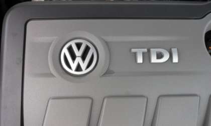 VW Passat engine cover TDI