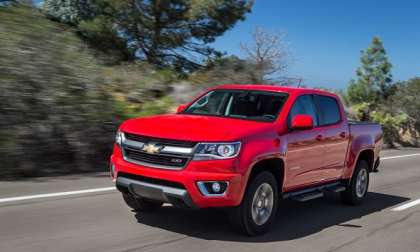 2015 Chevy Colorado beats Ford F-150 in truck of year