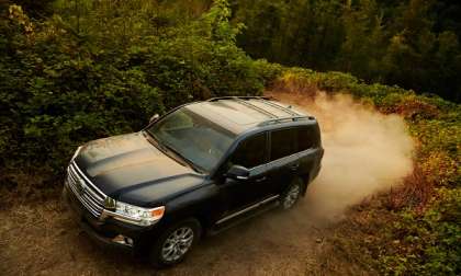 2016 Land Cruiser – Toyota Updates a Classic