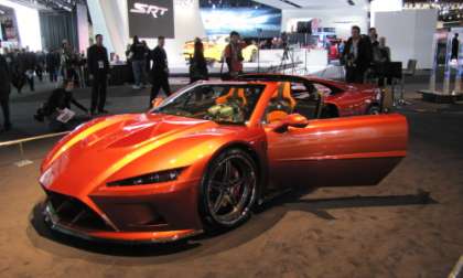 Left-front quarter view of Falcon F7