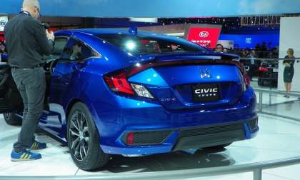 2016_Honda_Civic_Coupe