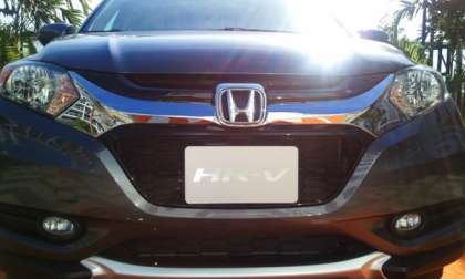 2016_Honda_HR-V_Grill