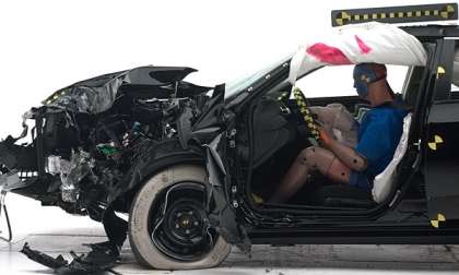 IIHS_Civic_Crash_Test_2016