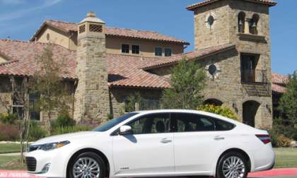 The 2013 Toyota Avalon Hybrid. Photo © 2012 by Don Bain.