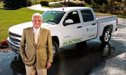 Bob Lutz stands before the Via Pickup eREV. Photo courtesy of Via