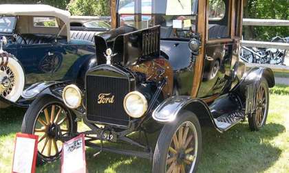 1919 Model T Highboy. Image courtesy of wikimedia commons. 