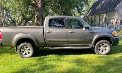 At 281,000 Miles He Sells His Toyota Tundra for $5,500 With a Change at 200,000