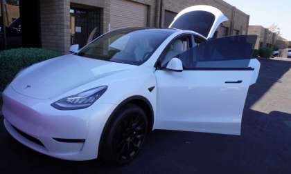 Comparing Tesla's New 2023 Model Y to the Older Model Y