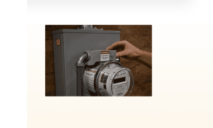 Image of meter socket outlet courtesy of ConnectDER