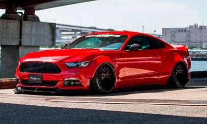 Liberty Walk Ford Mustang