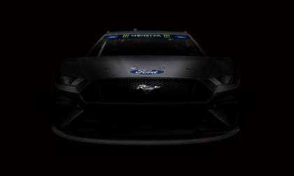 Ford Mustang racing