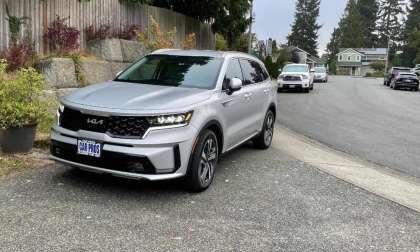 Silver 2022 Kia Sorento PHEV