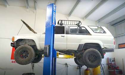 Toyota 4Runner Vehicle Inspecting