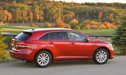 Toyota Venza Barcelona Red profile view